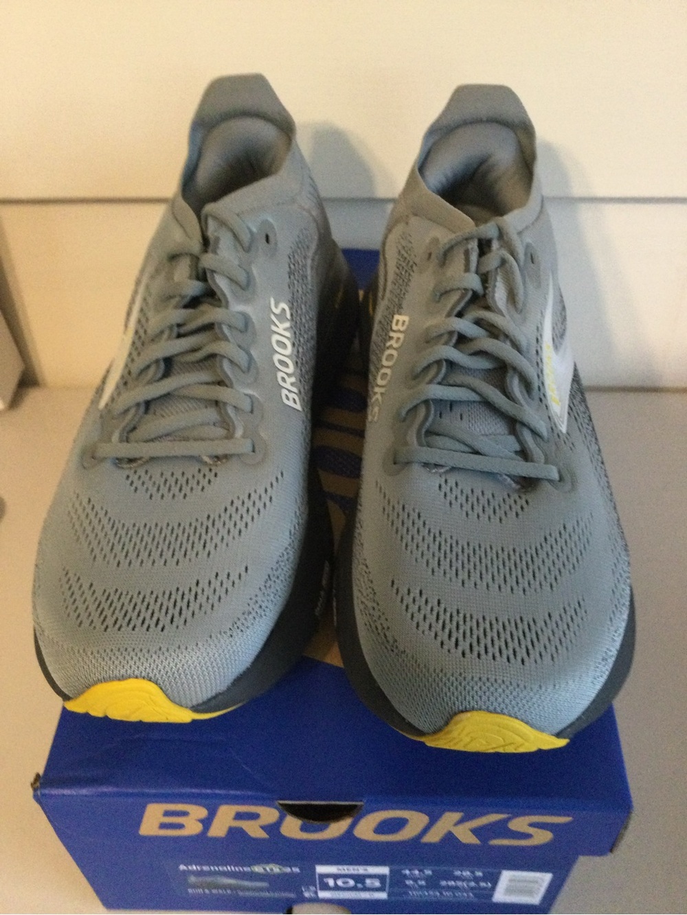 Brooks Gray Running Shoes with Yellow Soles - Picture 6 of 6